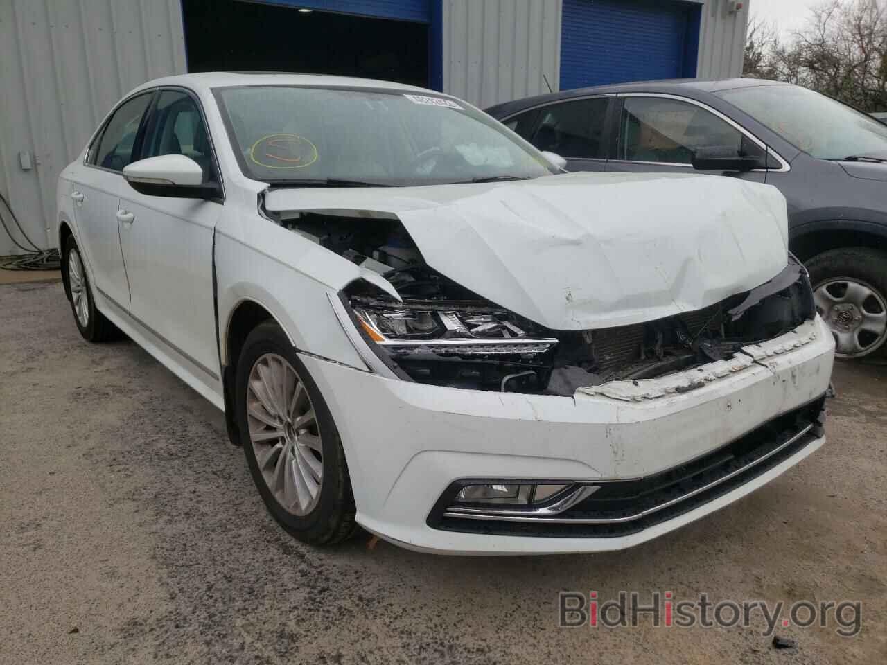 Photo 1VWBT7A33GC069577 - VOLKSWAGEN PASSAT 2016