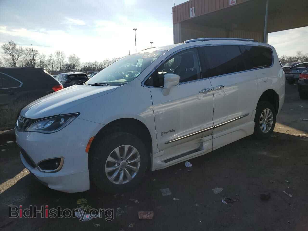 Фотография 2C4RC1BG1JR117737 - CHRYSLER PACIFICA 2018
