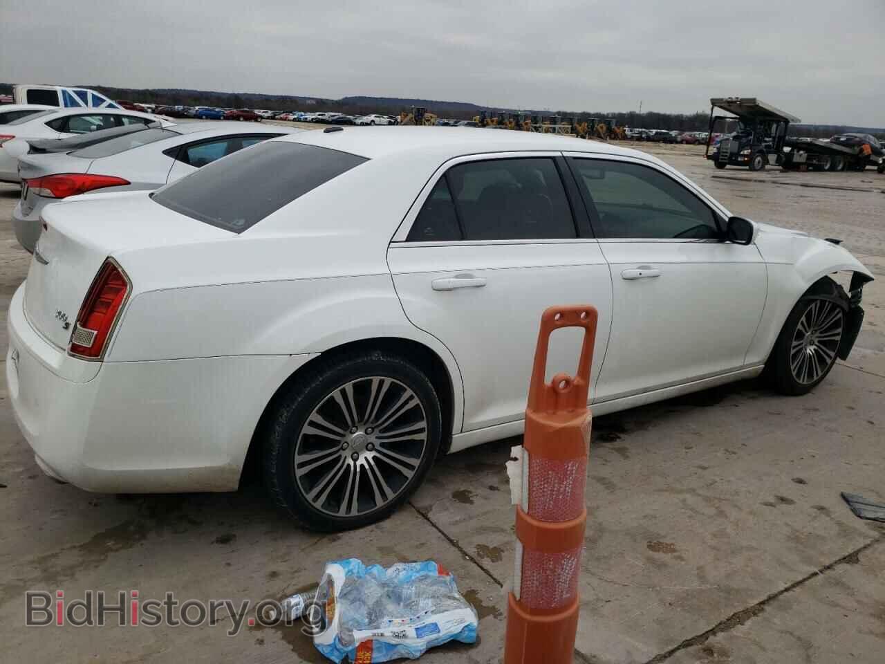 2013 CHRYSLER 300 - VIN: 2C3CCABG3DH580970 - Фото 3