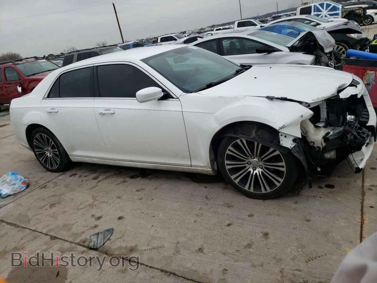 2013 CHRYSLER 300 - VIN: 2C3CCABG3DH580970 - Фото 4