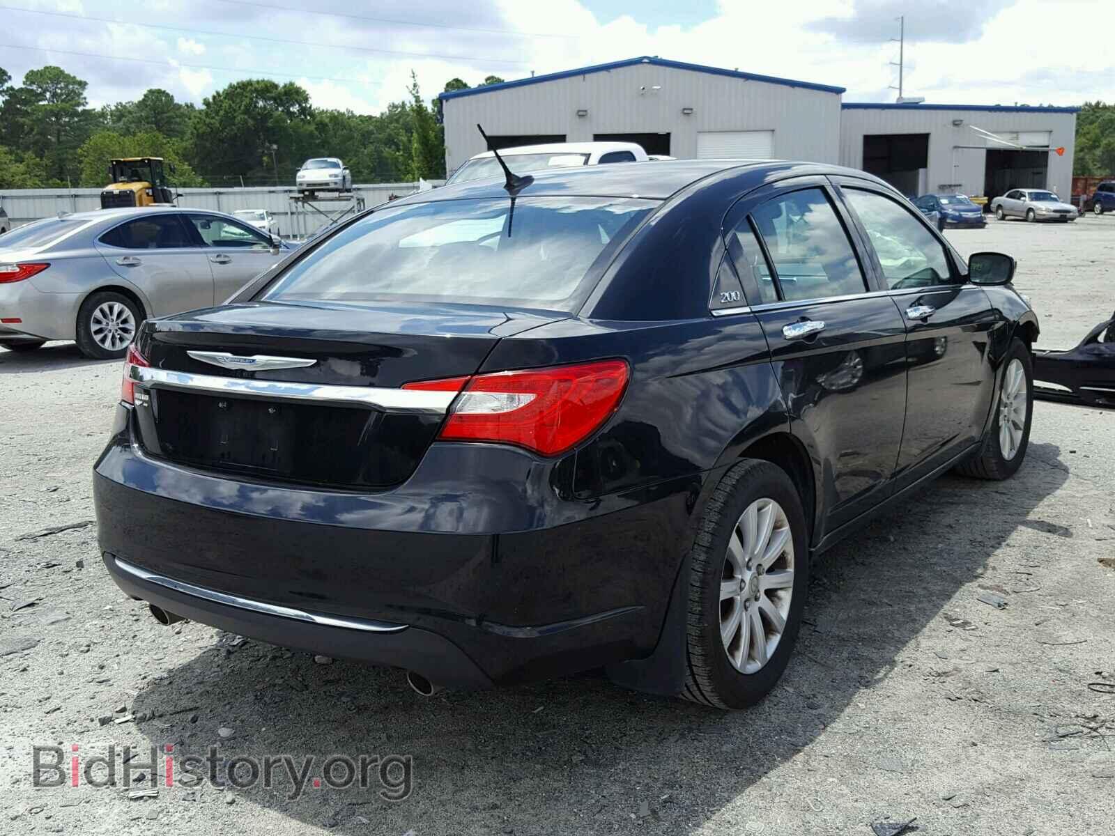 2013 CHRYSLER 200 - VIN: 1C3CCBCG2DN522599 - Photo 4