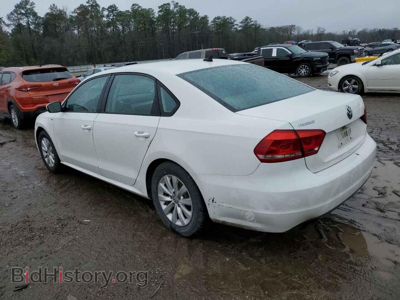 2015 VOLKSWAGEN PASSAT - VIN: 1VWAT7A35FC031083 - Фото 2
