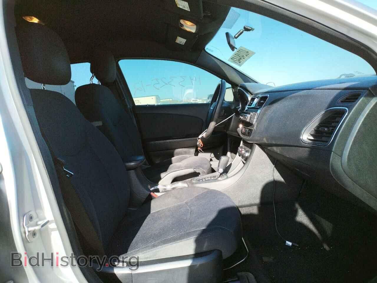 2012 CHRYSLER 200 - VIN: 1C3CCBAB3CN305505 - Фото 5