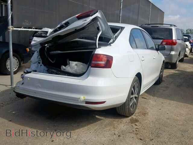 2017 VOLKSWAGEN JETTA - VIN: 3VWDB7AJ2HM403379 - Photo 4