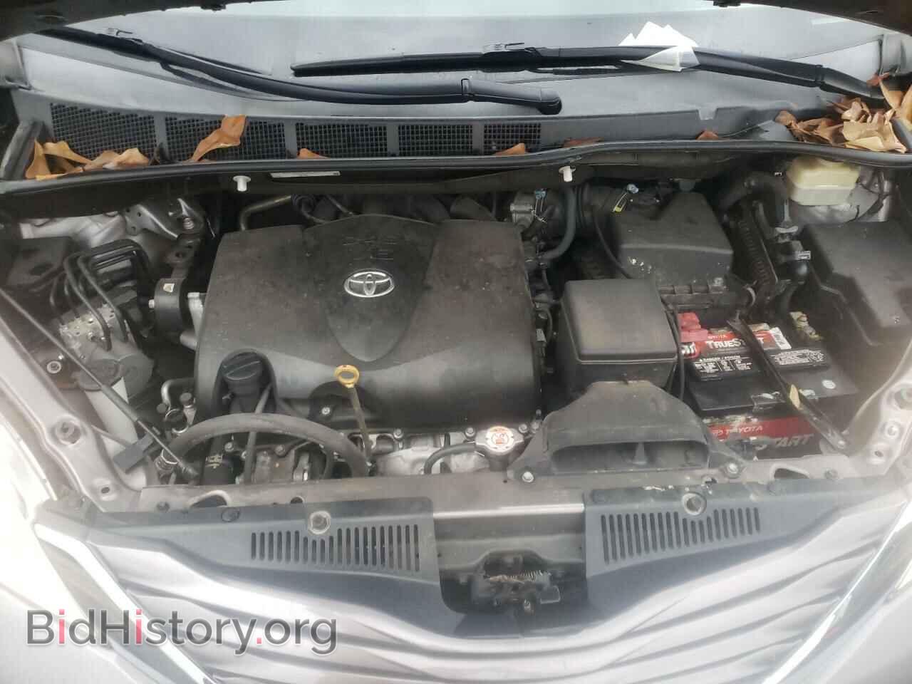 2017 TOYOTA All Models - VIN: 5TDKZ3DC5HS767128 - Фото 12