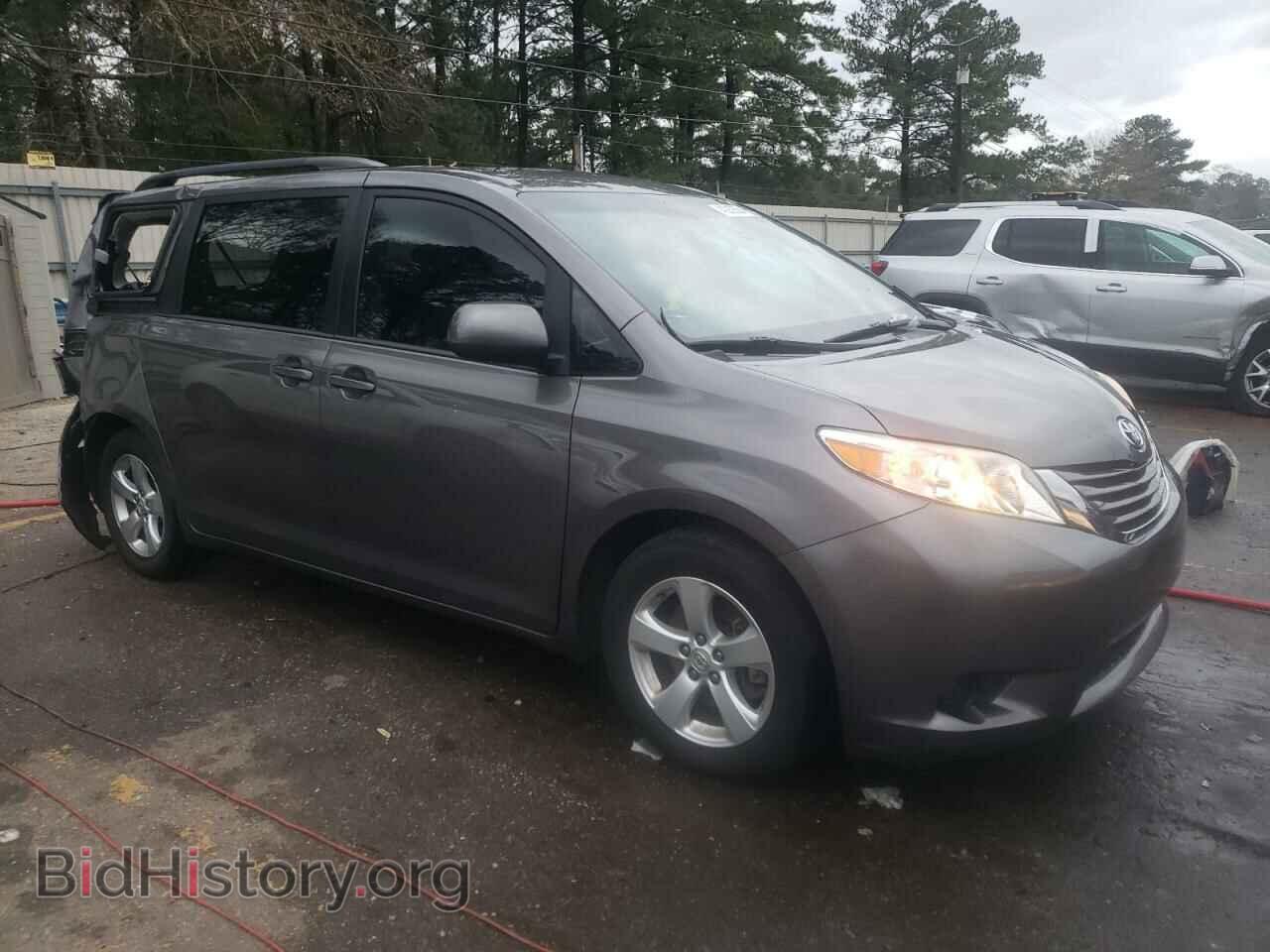 2017 TOYOTA All Models - VIN: 5TDKZ3DC5HS767128 - Фото 4