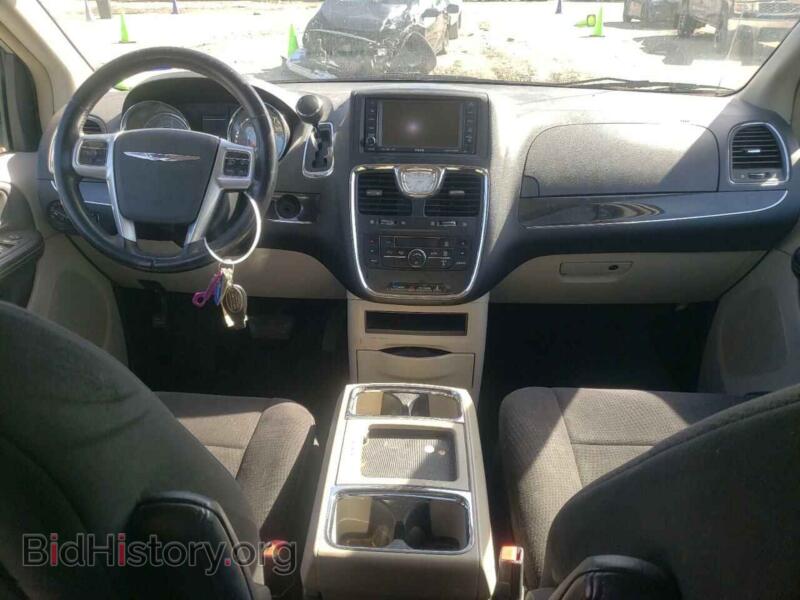 2011 Chrysler MINIVAN (VIN 2A4RR5DG9BR723172) — photo 8 of 13