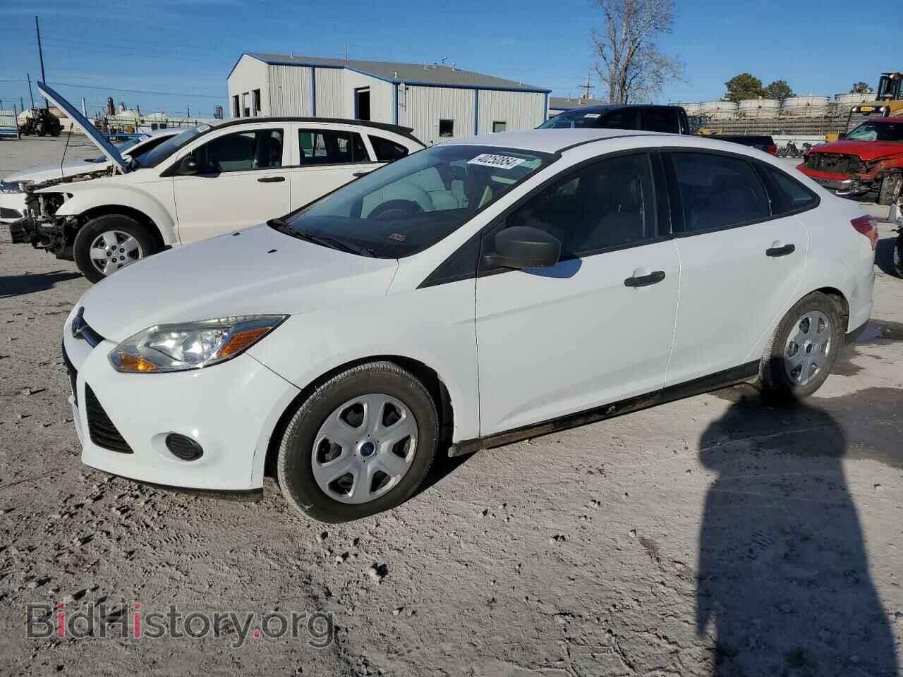Photo 1FAHP3E26CL403063 - FORD FOCUS 2012