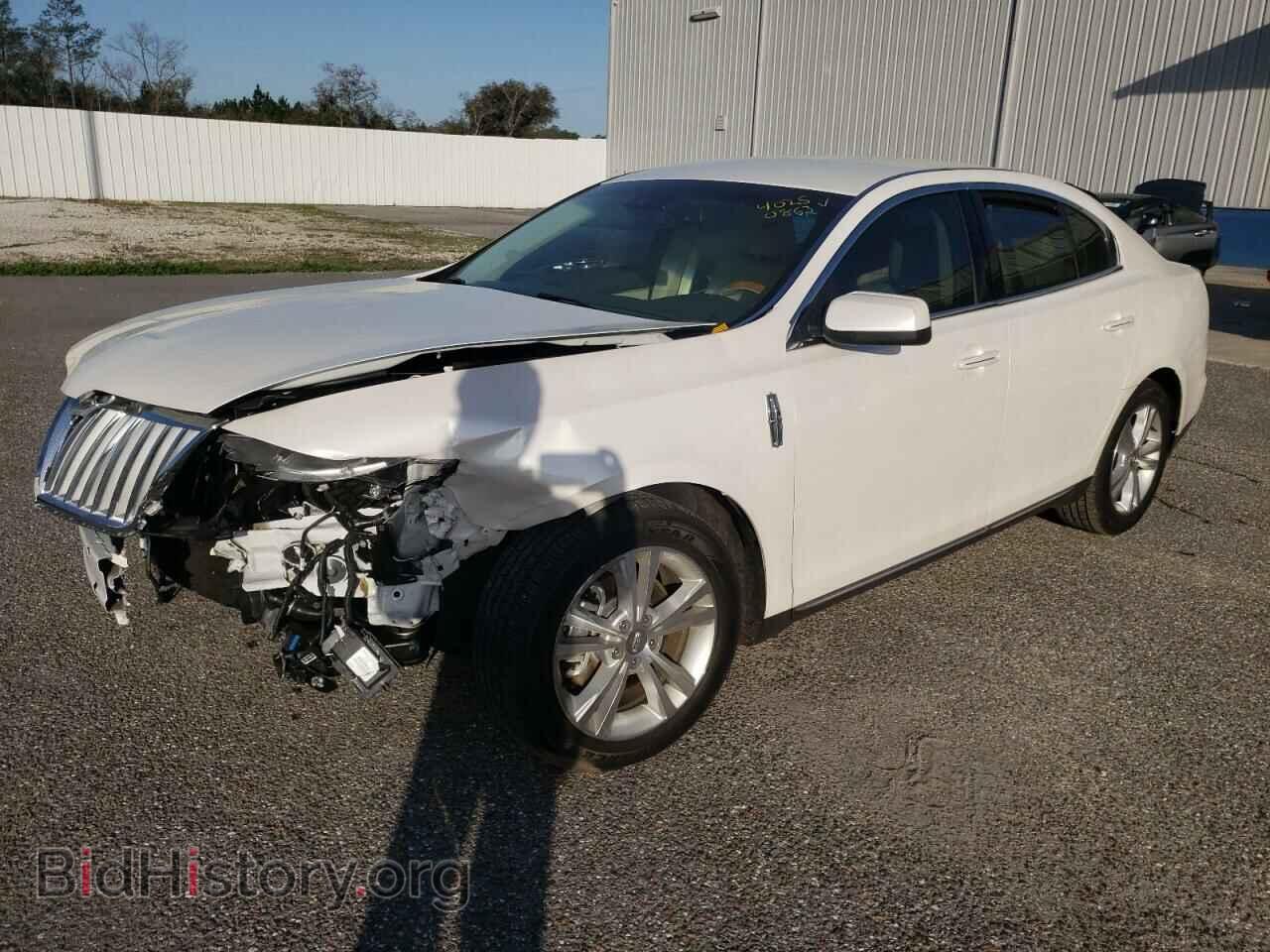 Photo 1LNHL9DR8AG616539 - LINCOLN MKS 2010