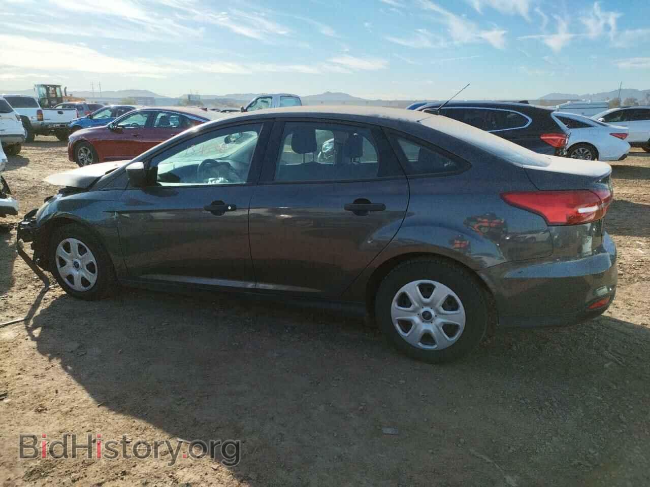 2017 FORD FOCUS - VIN: 1FADP3E24HL325369 - Фото 2