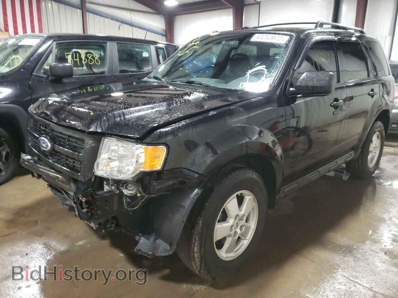 2011 FORD ESCAPE - VIN: 1FMCU9DG2BKC38870 - Фото 2