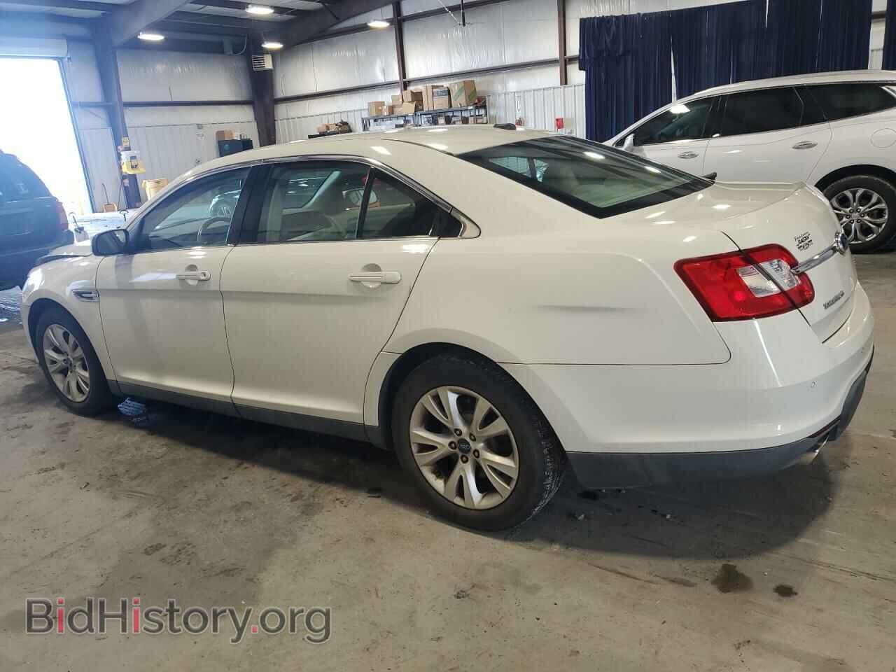 2011 FORD TAURUS - VIN: 1FAHP2EW7BG141199 - Photo 2