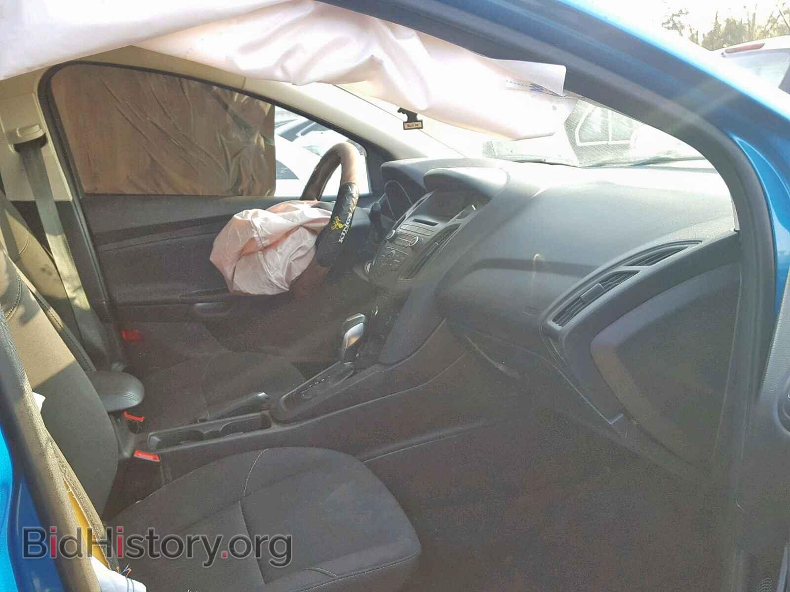 2016 FORD FOCUS SE - VIN: 1FADP3F2XGL319640 - Фото 5