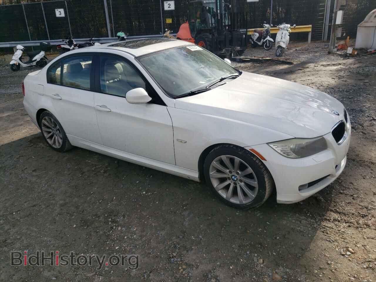 2011 BMW 3 SERIES - VIN: WBAPH5G52BNM79210 - Фото 4