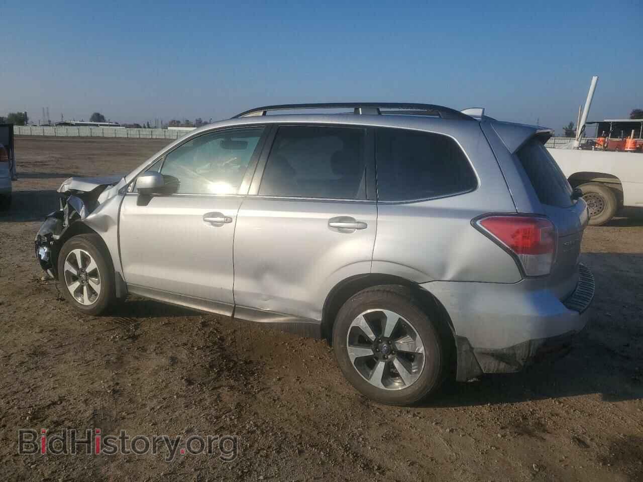 2017 SUBARU FORESTER - VIN: JF2SJAJC4HH447241 - Фото 2