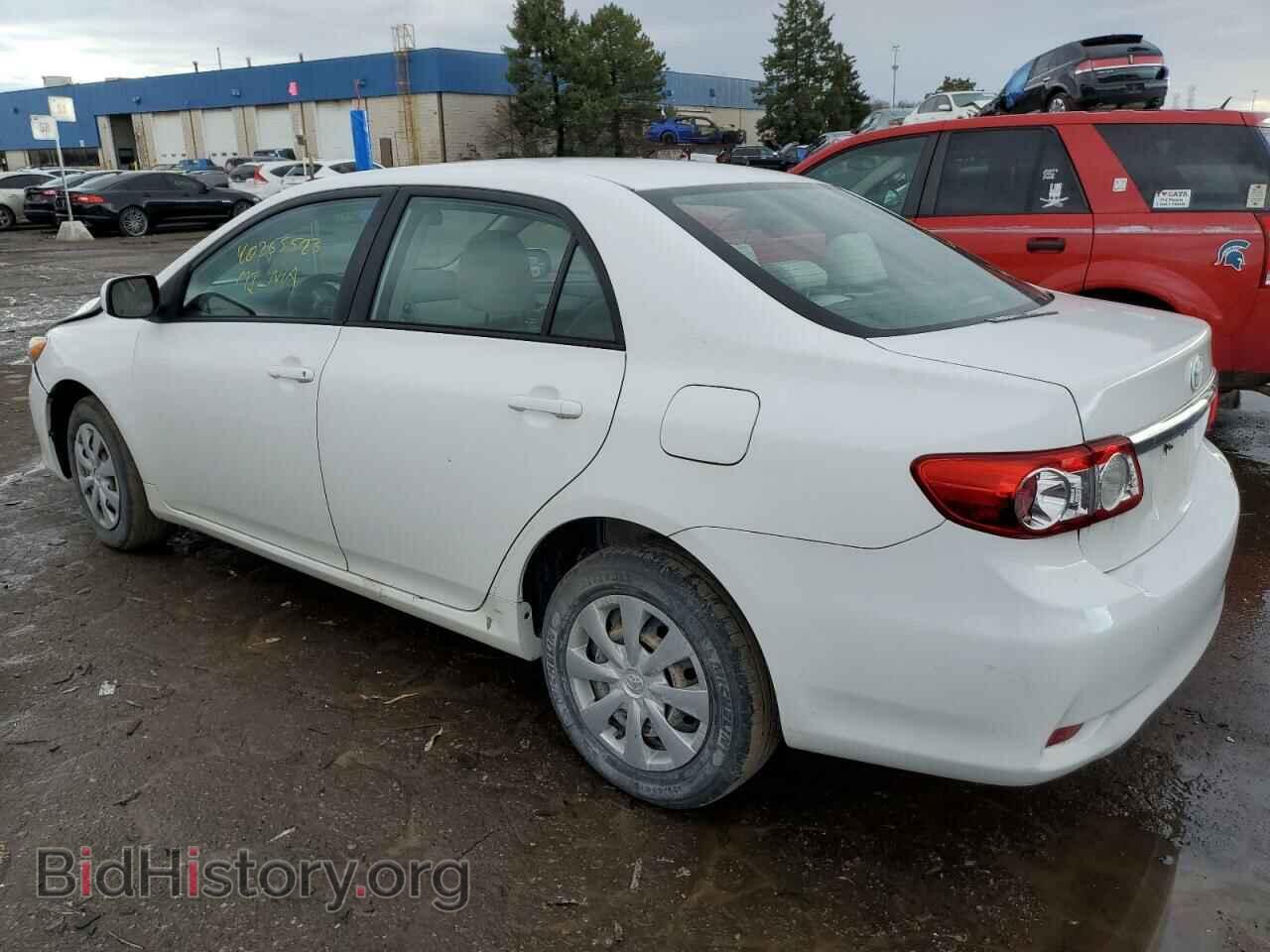 2011 TOYOTA COROLLA - VIN: 2T1BU4EE3BC748937 - Фото 2