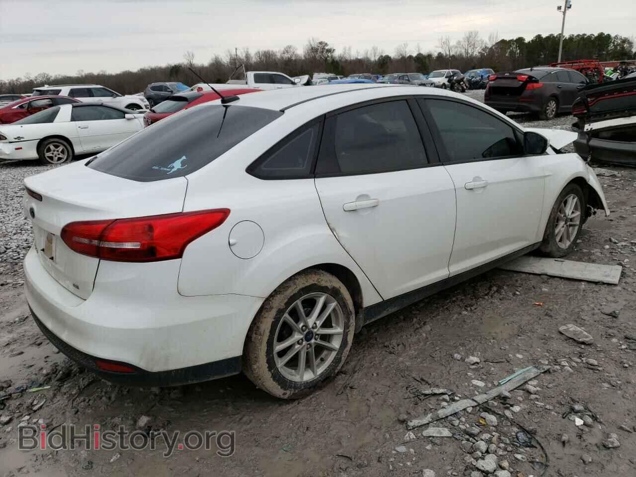 2017 FORD FOCUS - VIN: 1FADP3F2XHL302015 - Фото 3