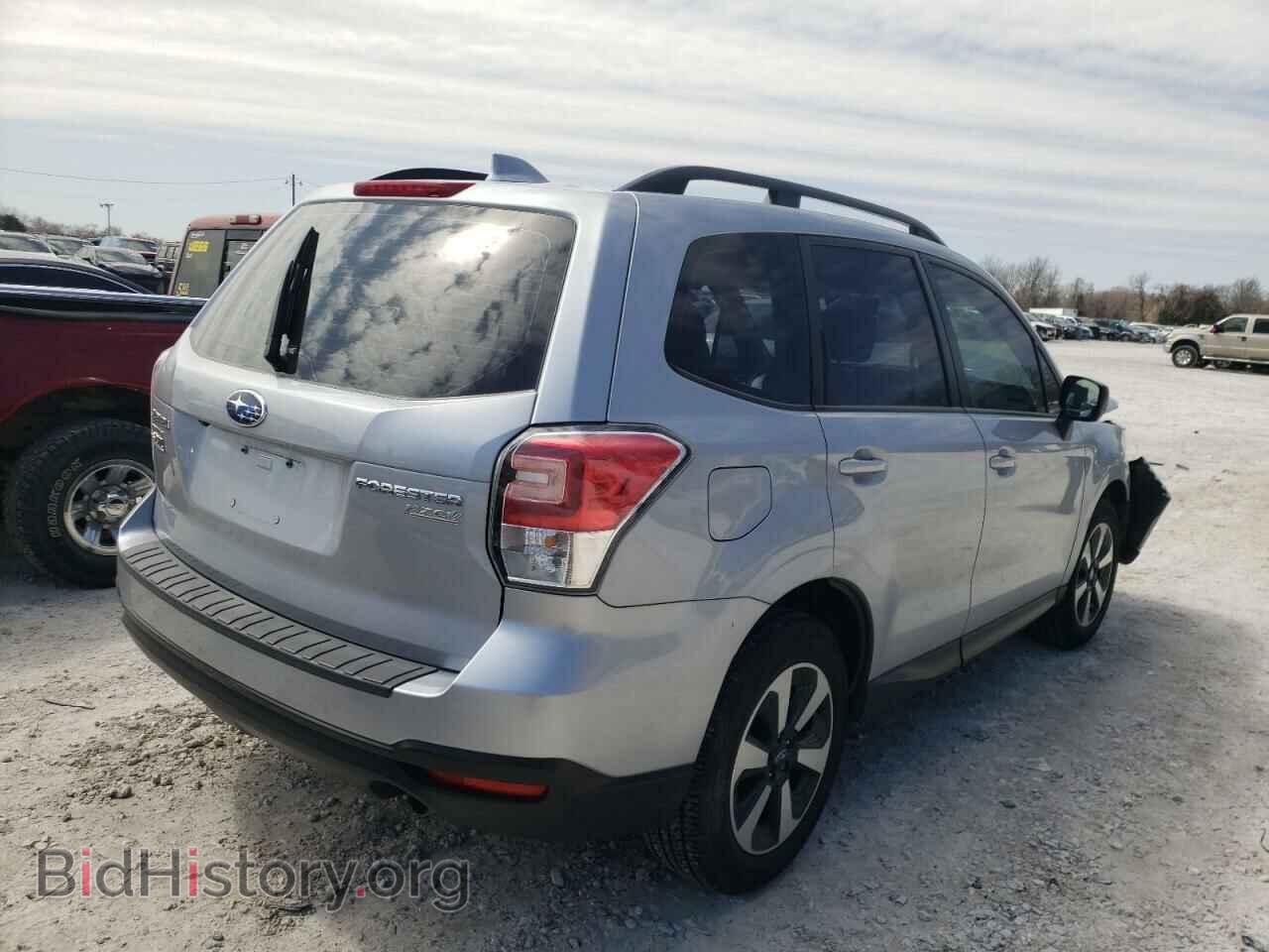 2017 SUBARU FORESTER - VIN: JF2SJABC5HH492428 - Фото 4