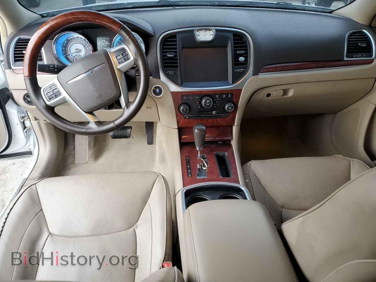 2011 CHRYSLER 300 - VIN: 2C3CA5CG9BH529045 - Фото 8
