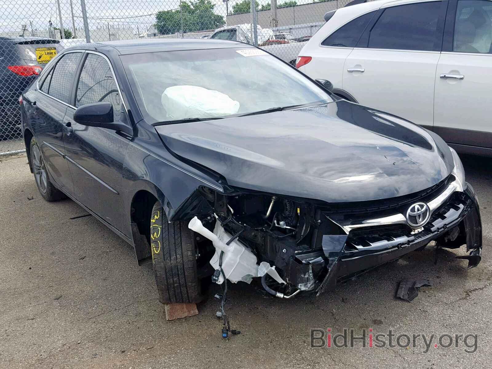 Photo 4T1BF1FK3HU357372 - TOYOTA CAMRY 2017