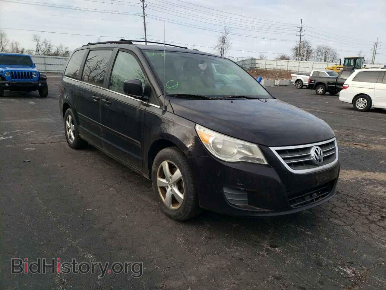 Photo 2V4RW3D13AR360564 - VOLKSWAGEN ROUTAN 2010