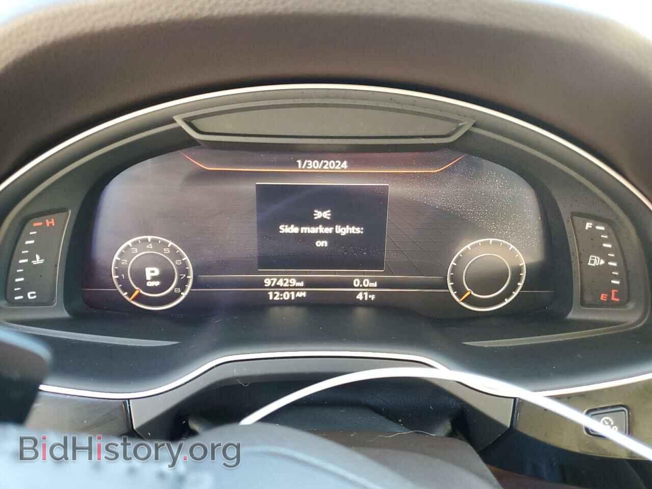 2017 AUDI Q7 - VIN: WA1LAAF78HD024582 - Фото 9