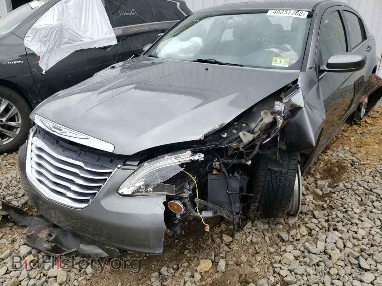 2011 CHRYSLER 200 - VIN: 1C3BC1FG9BN612363 - Фото 2