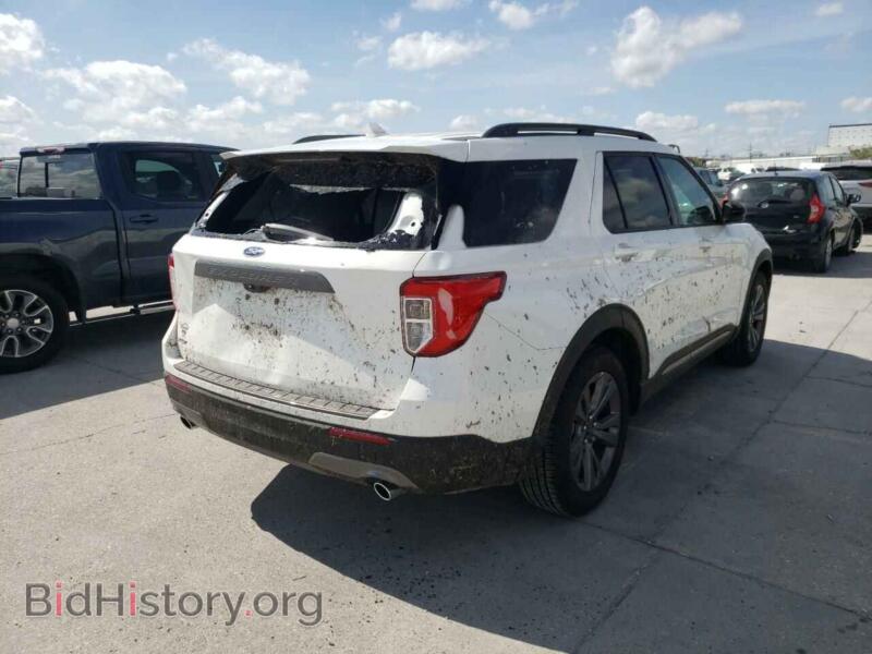 2022 Ford EXPLORER (VIN 1FMSK7DH0NGA35627) — photo 4 of 10