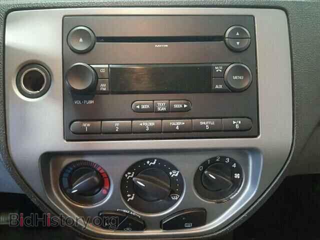 2007 FORD FOCUS - VIN: 1FAHP37N47W325877 - Фото 9