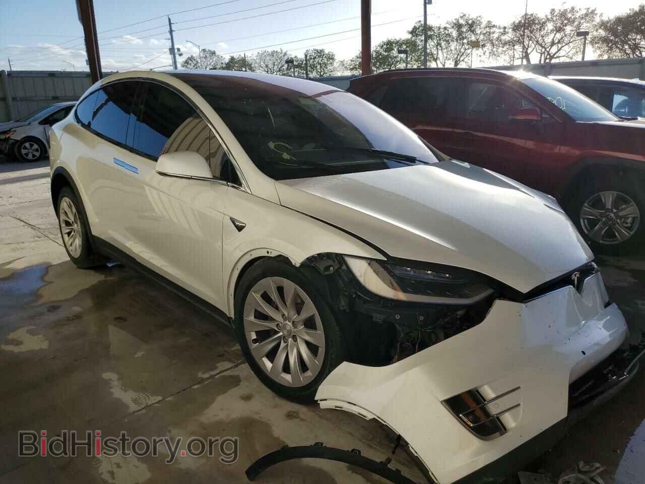 2017 TESLA MODEL X - VIN: 5YJXCDE29HF077423 - Фото 4
