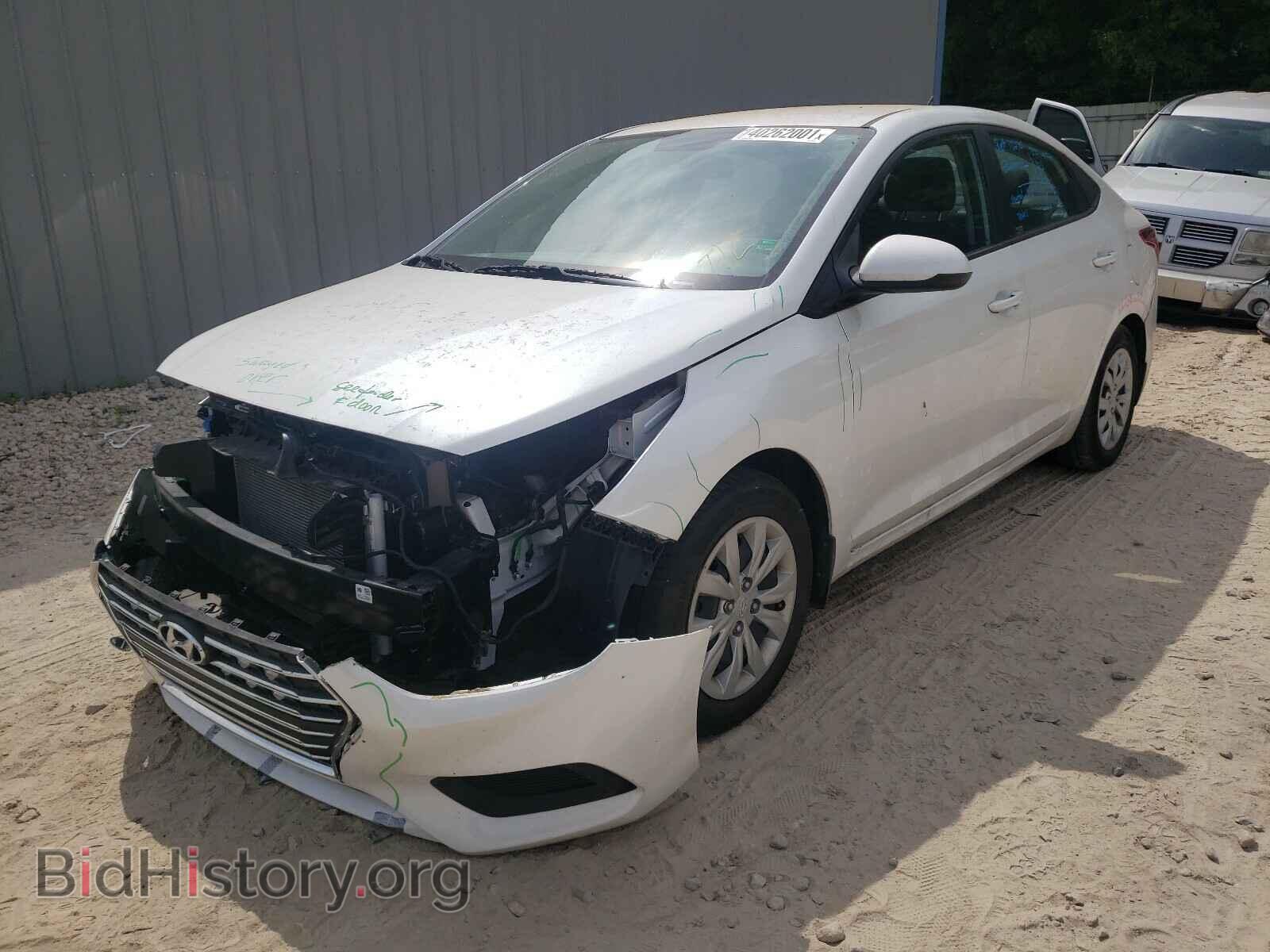 2019 HYUNDAI ACCENT - VIN: 3KPC24A36KE055778 - Фото 2