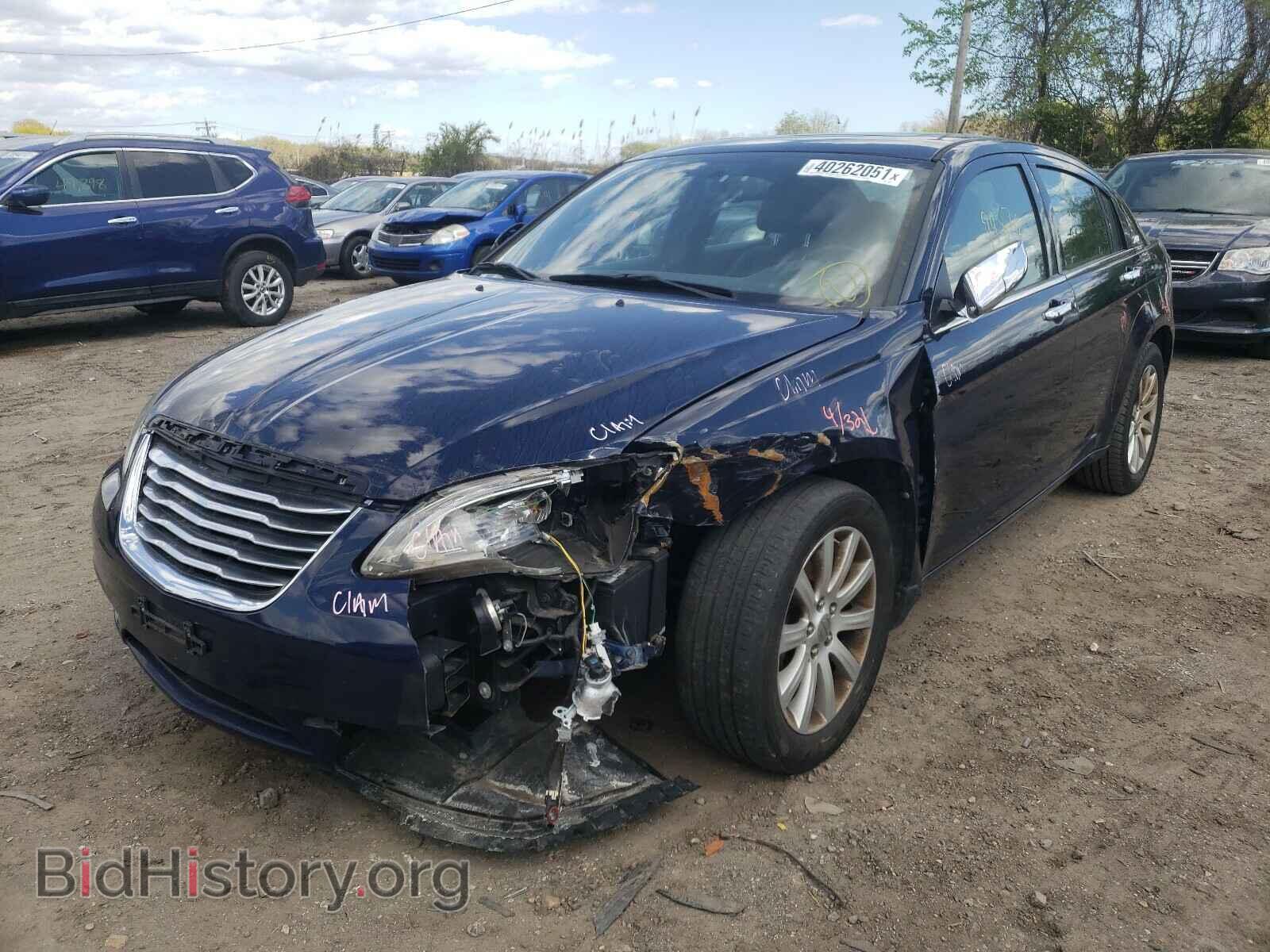 2013 CHRYSLER 200 - VIN: 1C3CCBCG9DN715672 - Photo 2