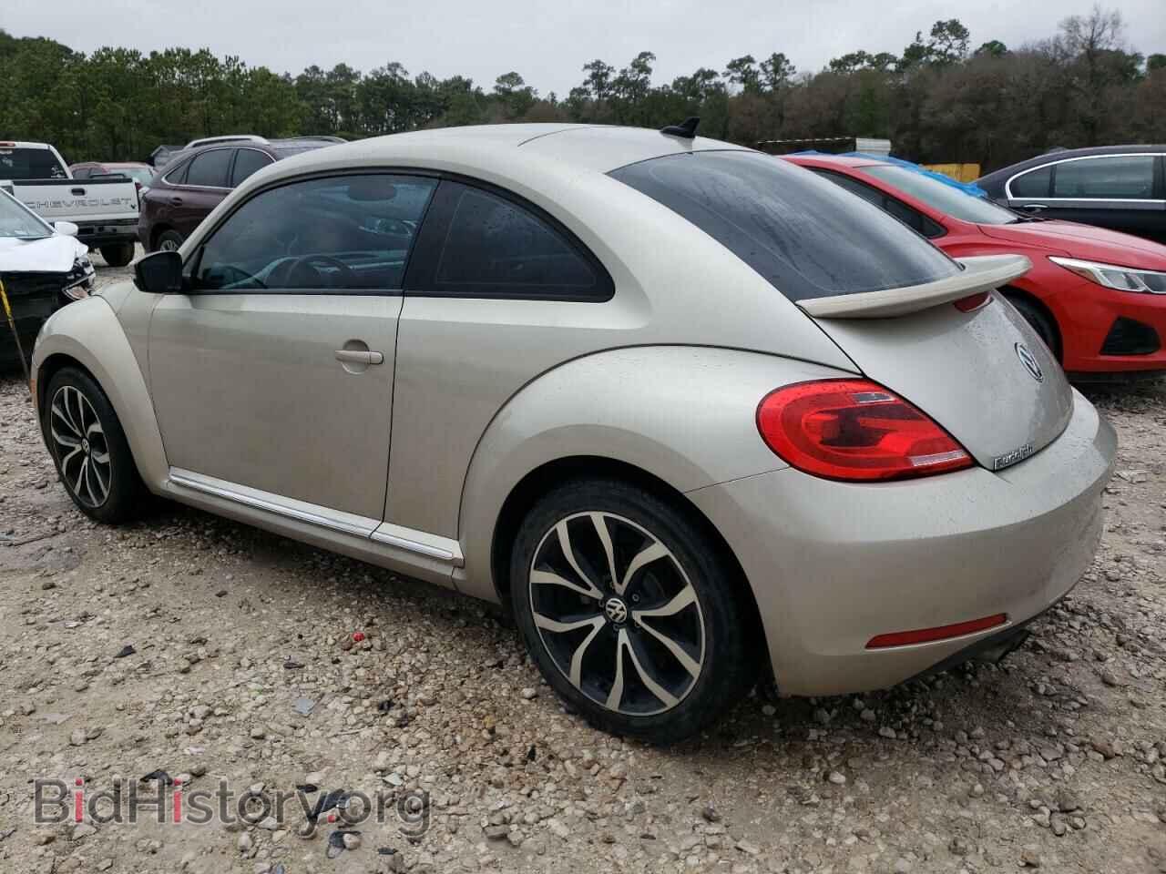 2014 VOLKSWAGEN BEETLE - VIN: 3VWJ07AT0EM654052 - Фото 2