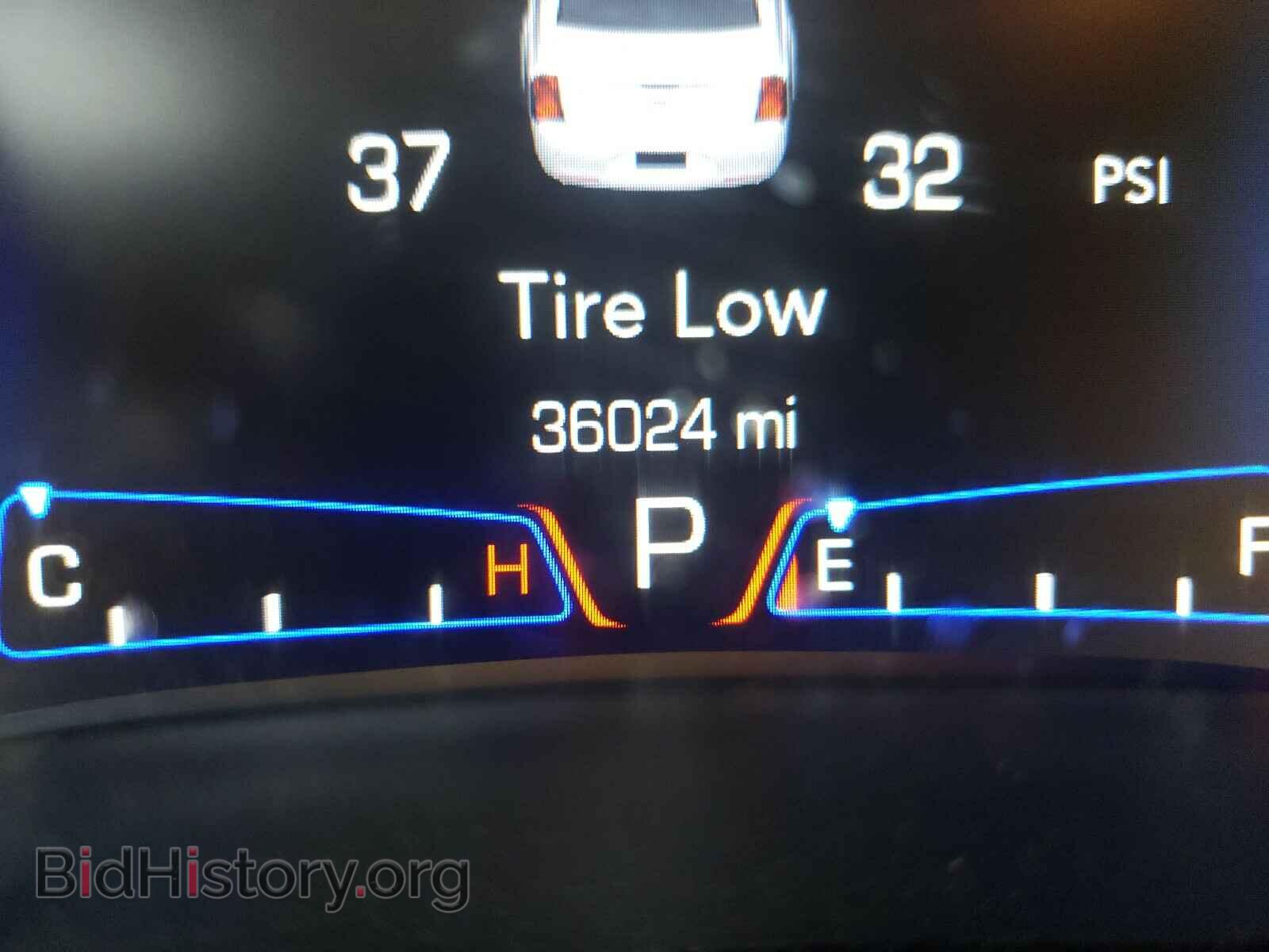 2017 CHRYSLER 300 - VIN: 2C3CCAAGXHH577233 - Фото 8
