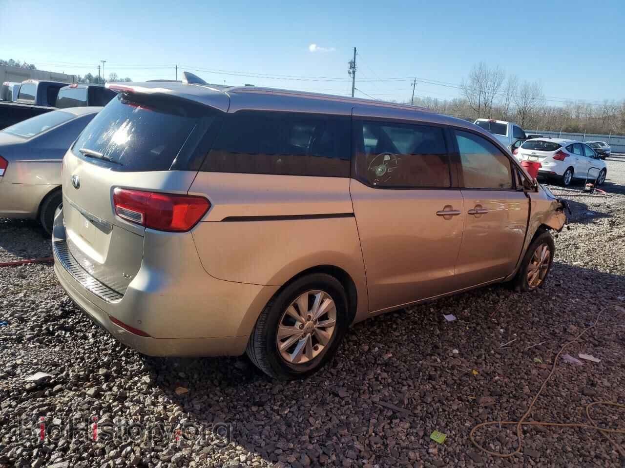 2017 KIA All Models - VIN: KNDMB5C19H6266834 - Фото 3