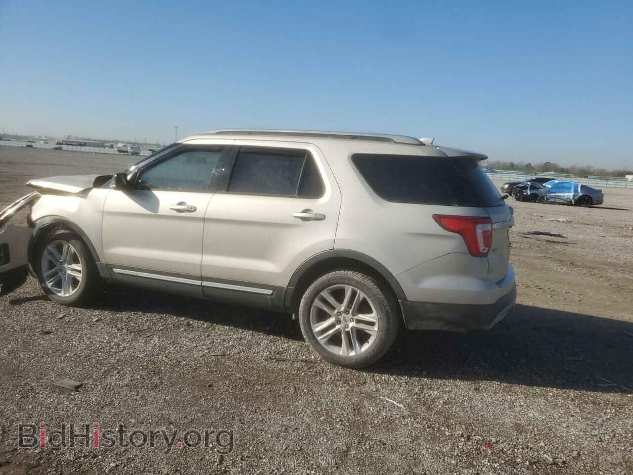 2017 FORD EXPLORER - VIN: 1FM5K7D8XHGB30214 - Фото 2