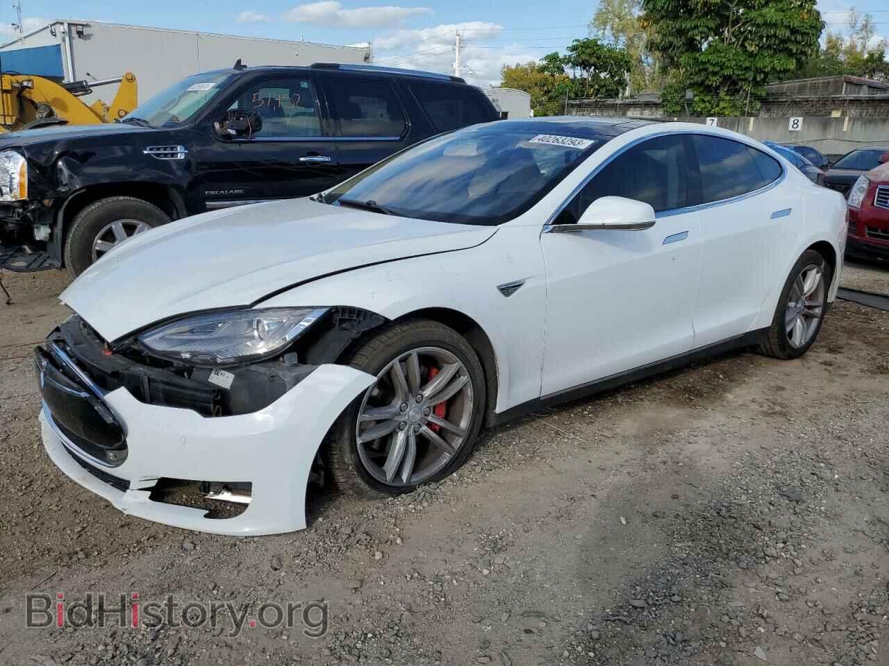 Фотография 5YJSA1H14EFP32844 - TESLA MODEL S 2014