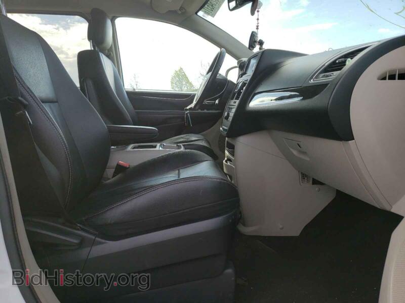 2014 Chrysler MINIVAN (VIN 2C4RC1BG2ER208456) — photo 5 of 10