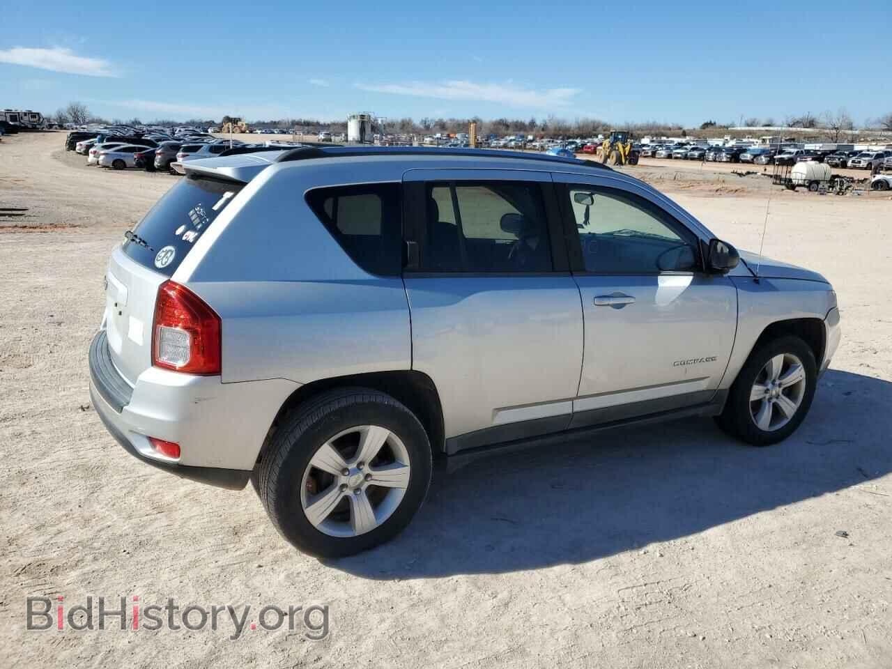 2011 JEEP COMPASS - VIN: 1J4NT1FB8BD176733 - Фото 3