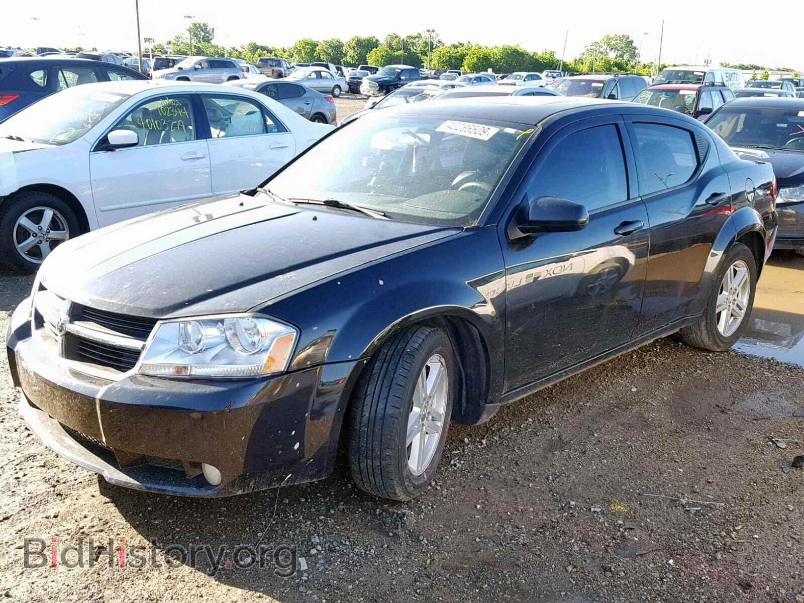 2010 DODGE AVENGER - VIN: 1B3CC5FB9AN223069 - Фото 2