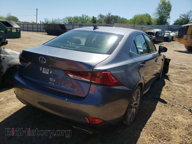 2017 Lexus IS (VIN JTHBA1D20H5046366) — фото 4 из 10