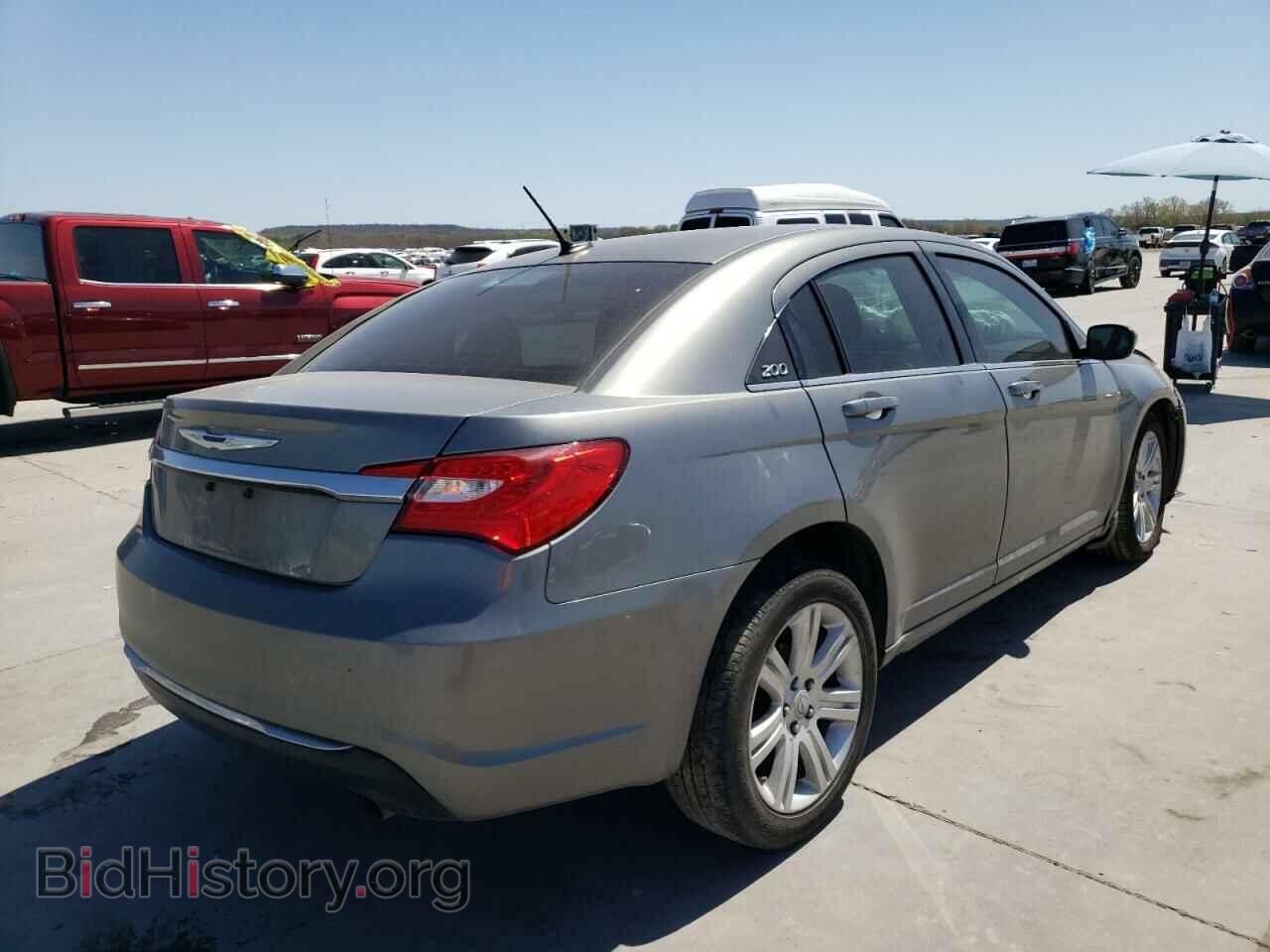 2013 CHRYSLER 200 - VIN: 1C3CCBBB2DN764637 - Фото 4
