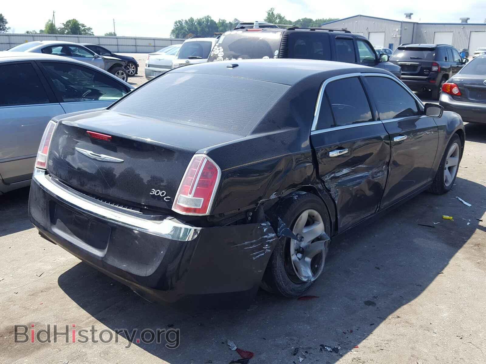 2014 CHRYSLER 300 - VIN: 2C3CCAET0EH183730 - Фото 4