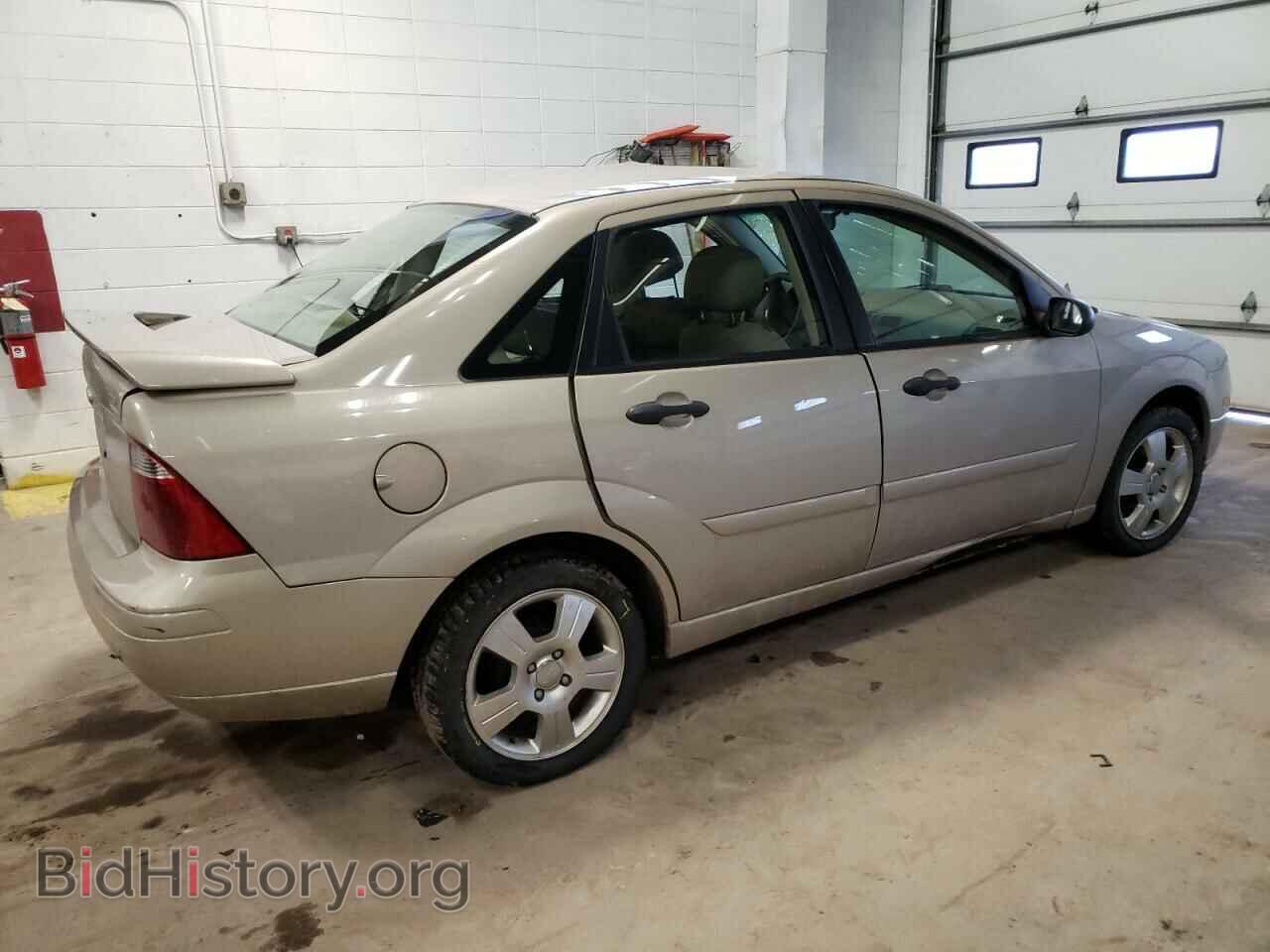 2007 FORD FOCUS - VIN: 1FAHP34N37W233129 - Фото 3
