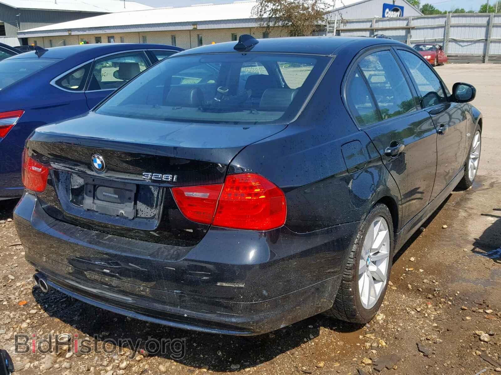 2010 BMW 328 I - VIN: WBAPH7C52AE125963 - Фото 4