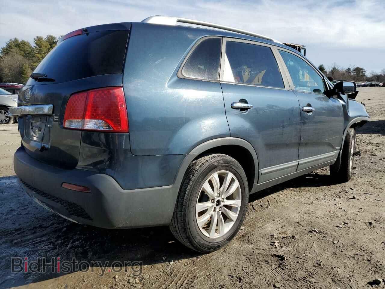 2011 KIA SORENTO - VIN: 5XYKTDA21BG045985 - Фото 3