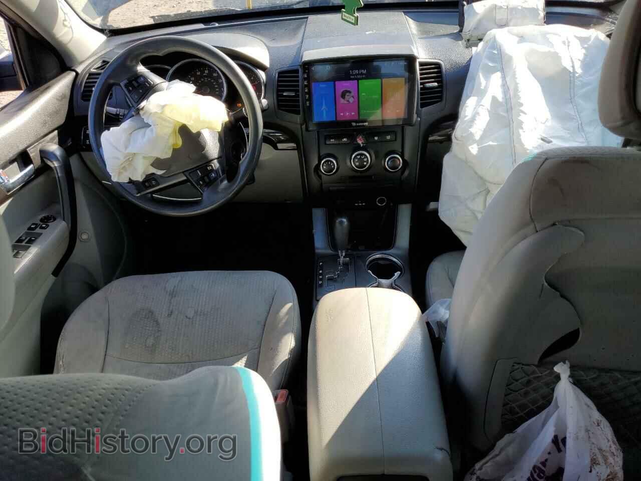 2011 KIA SORENTO - VIN: 5XYKTDA21BG045985 - Фото 8