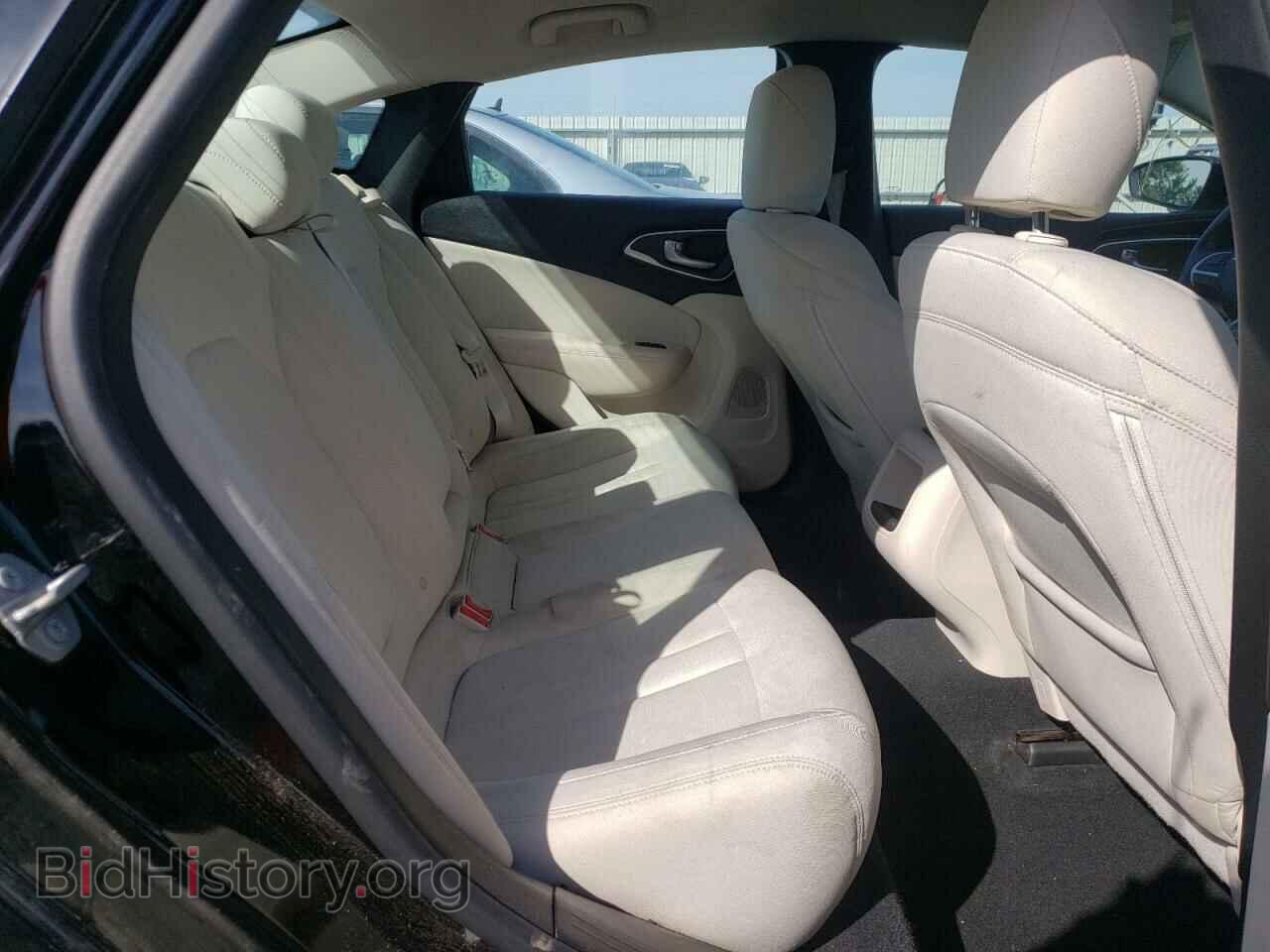 2015 CHRYSLER 200 - VIN: 1C3CCCAB9FN674816 - Фото 6