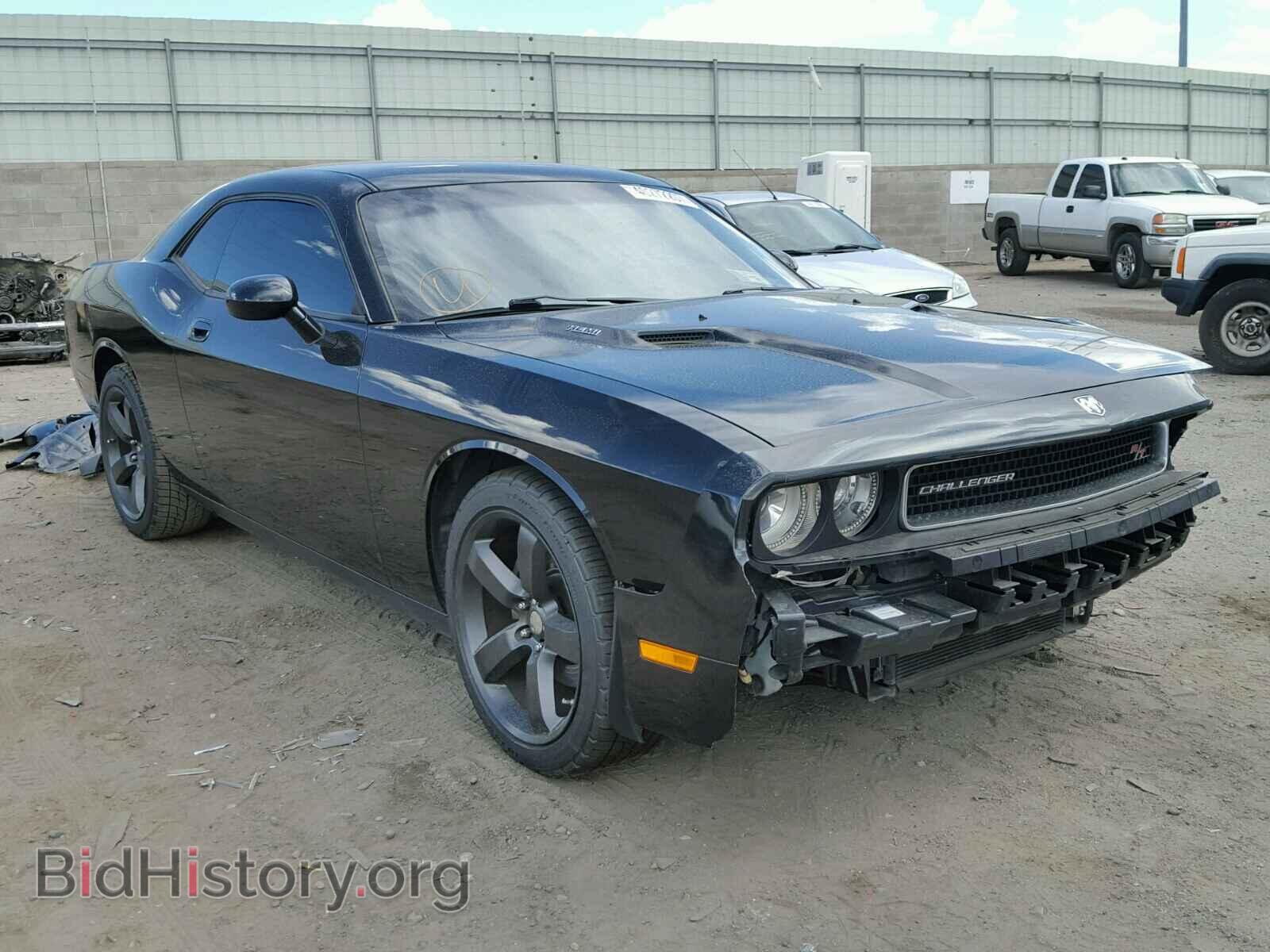 Photo 2B3LJ54T29H606972 - DODGE CHALLENGER 2009