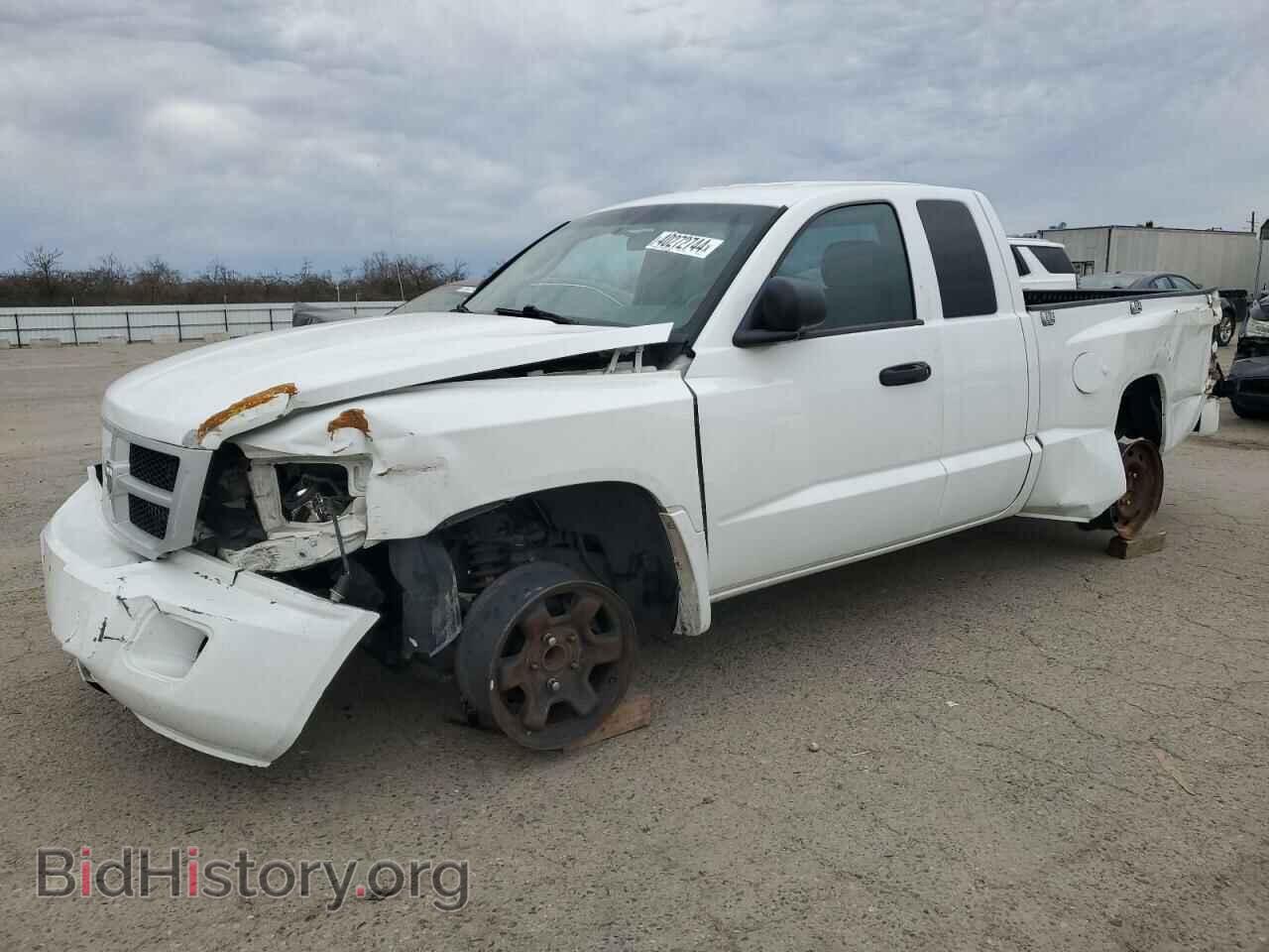 Photo 1D7RE3BP4AS233542 - DODGE DAKOTA 2010